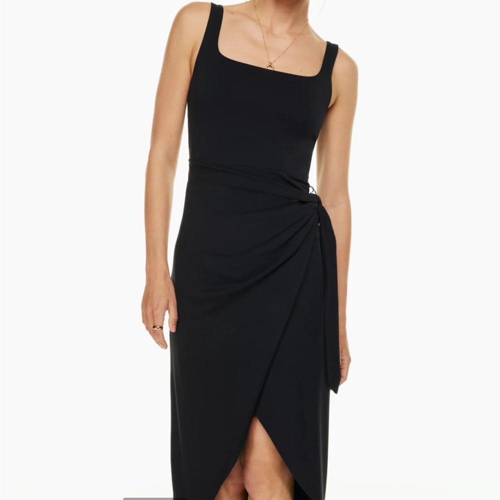 Artizia Wilfred Saturn Midi Dress Black